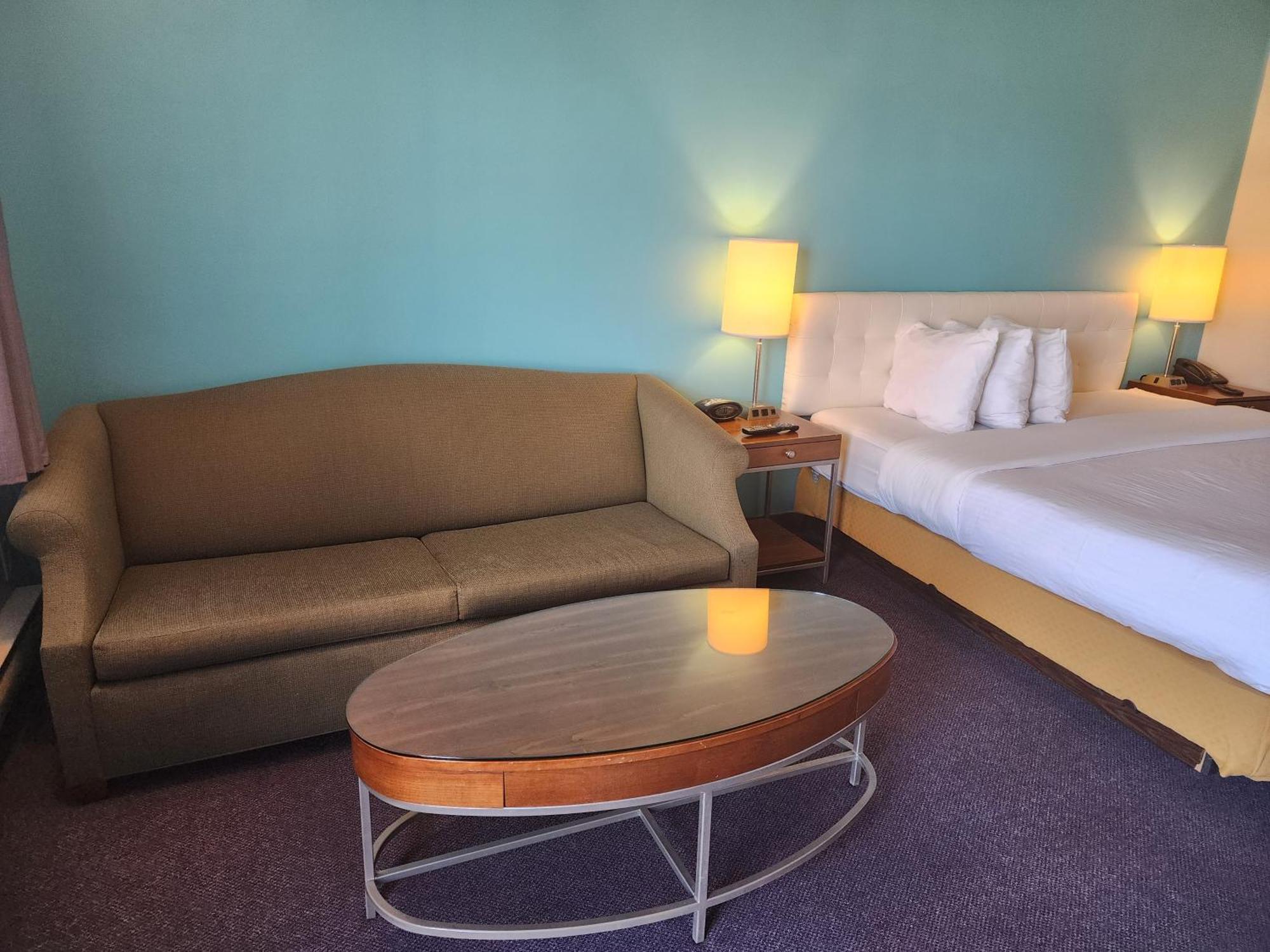 Howard Johnson By Wyndham Lindsay Esterno foto